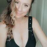 sweettonii from onlyfans