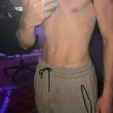 nextdoorprettyboy from onlyfans