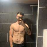 aaronczz77 from onlyfans